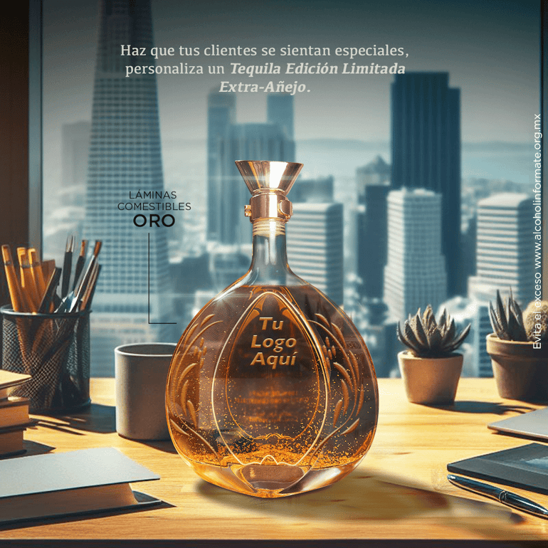 botella edicion limitada tequila don ramon personalizado en un escritorio de emprendedor